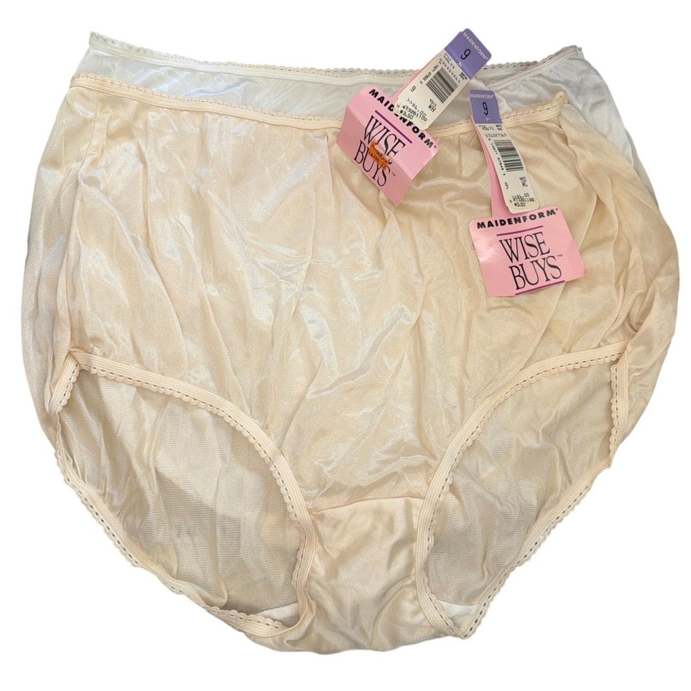 VTG Maidenform Deadstock High Waist Briefs 40675 Sz 9 Silky Nylon Grandmacore